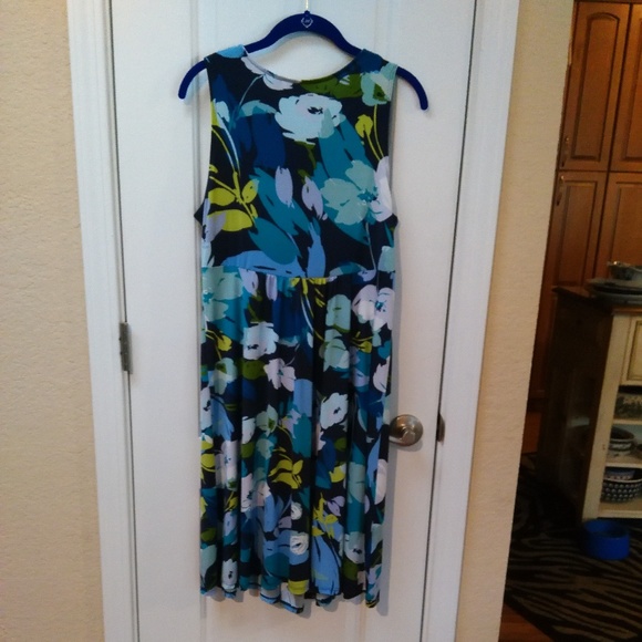 Kelly by Clinton Kelly Floral Print Knit Dress - Picture 2 of 4